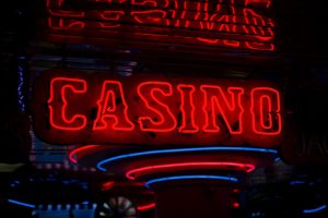 découvrez les meilleurs casinos en ligne, profitez de jeux passionnants, de bonus attractifs et d'une expérience sécurisée. jouez et gagnez depuis chez vous avec notre sélection de casinos en ligne fiables et réputés.